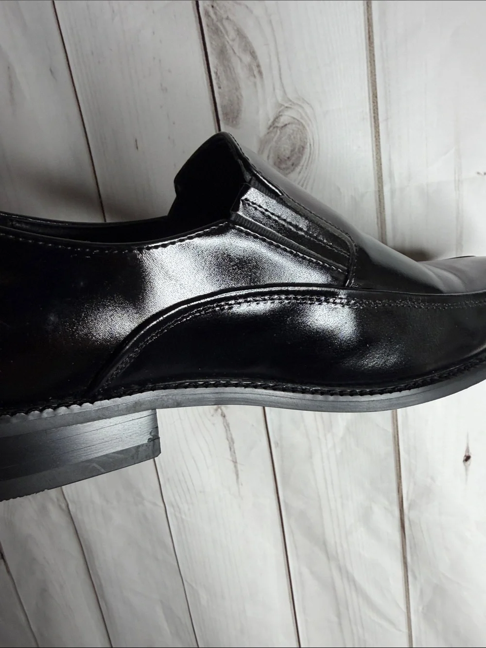 Men's Black Leather Slip-On Loafers 8.5 in box